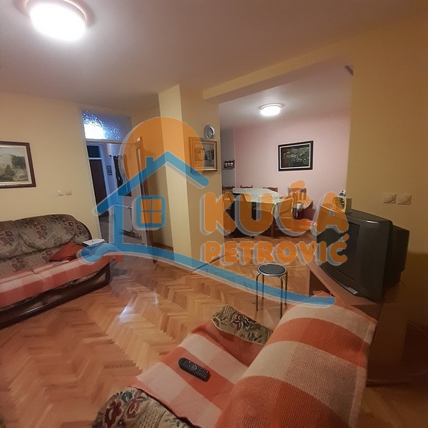 četvorosobna kuća, 250 m2, Donja Vrežina, Tolstojeva ID: p-011392 21