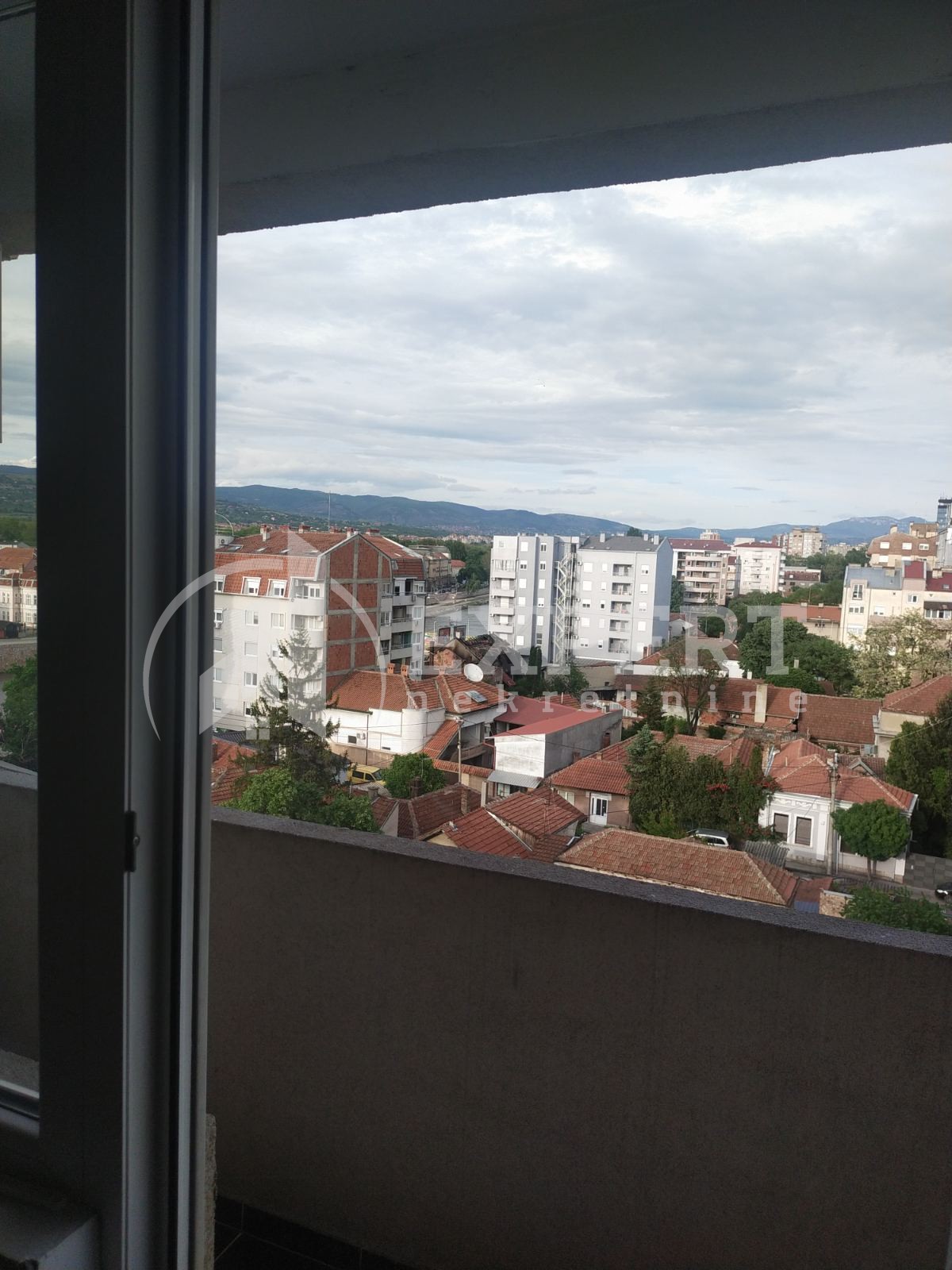 Jednosoban stan, 30 m2, Centar, Generala Milojka Lešjanina ID: i-011412 10