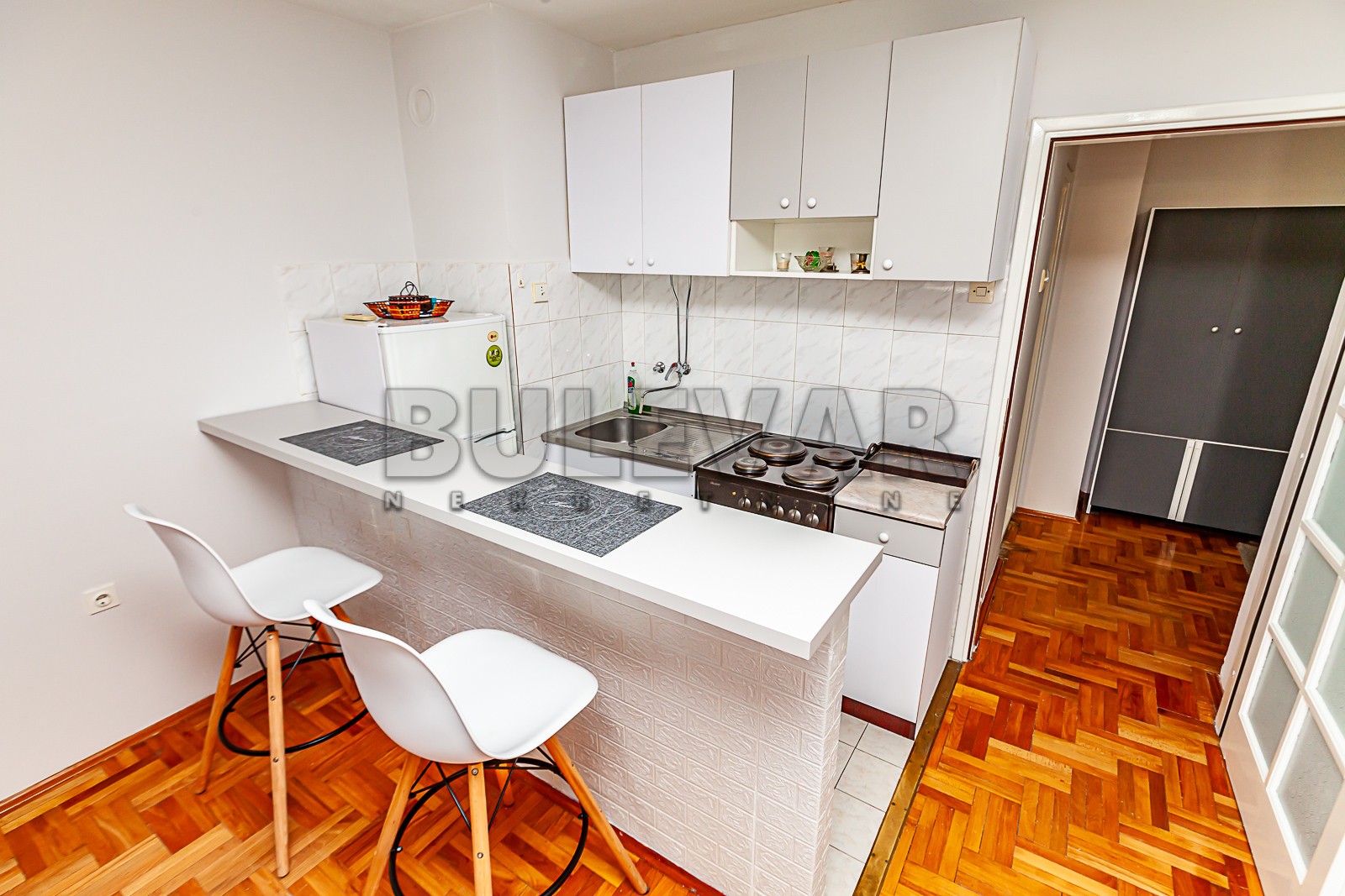 Jednosoban stan, 38 m2, Duvanište, Vizantijski bulevar ID: i-011405 4
