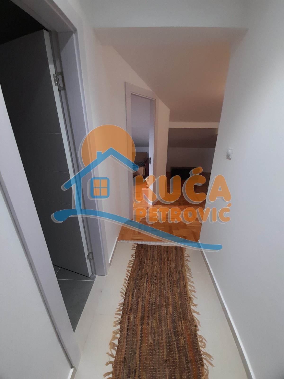 Jednosoban stan, 40 m2, Donja Vrežina, Stanislava Biničkog ID: i-06841 10