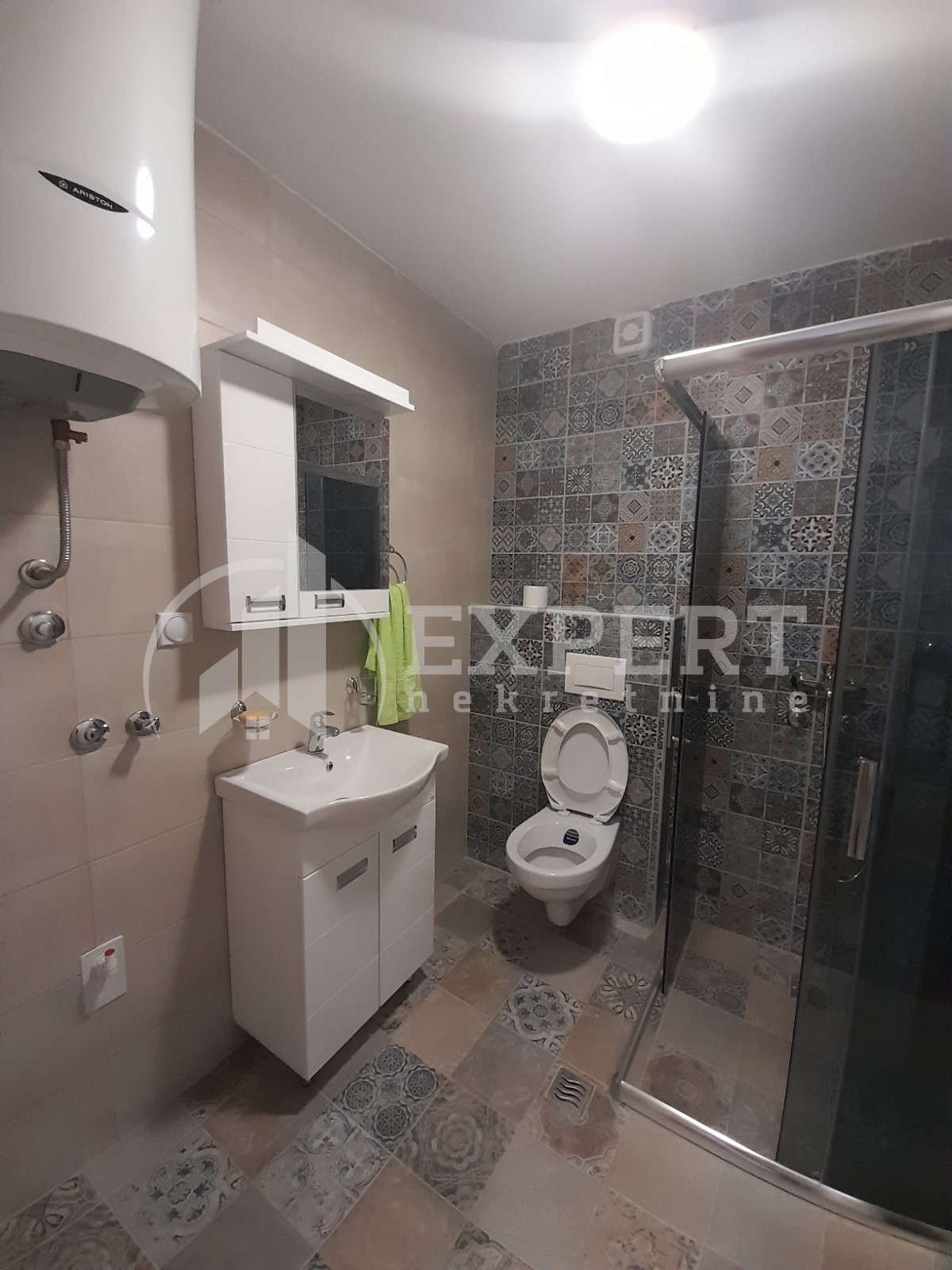 Jednosoban stan, 45 m2, Crveni Pevac, Vožda Karađorđa ID: i-05309 12
