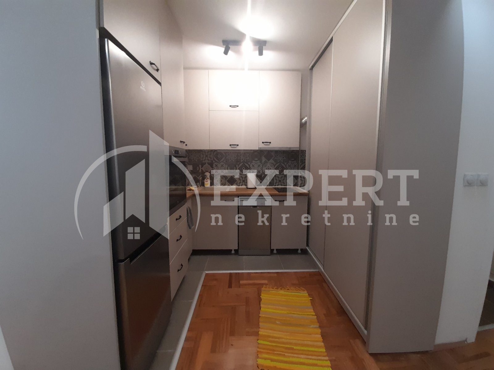 Jednosoban stan, 45 m2, Crveni Pevac, Vožda Karađorđa ID: i-05309 5