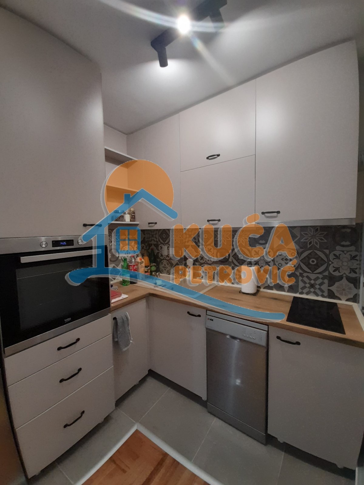 Jednosoban stan, 45 m2, Crveni Pevac, Vožda Karađorđa ID: i-05309 6