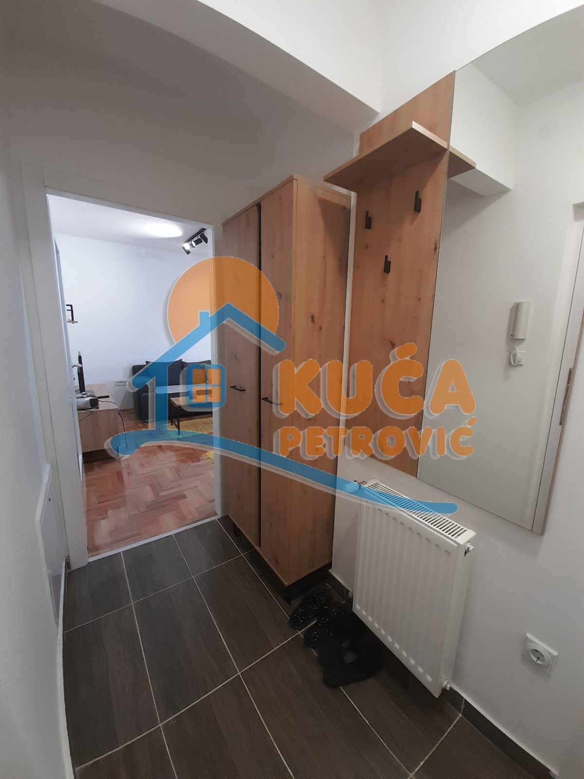 Jednosoban stan, 45 m2, Crveni Pevac, Vožda Karađorđa ID: i-05309 9