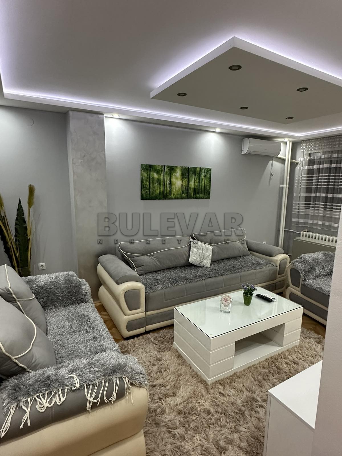 Jednosoban stan, 55 m2, Park Svetog Save, Pariske komune ID: i-011425 1