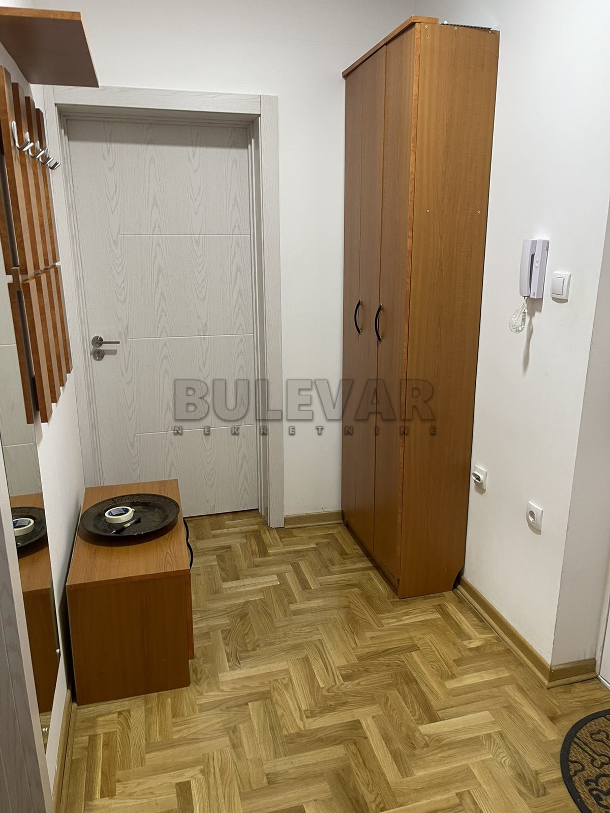 Jednosoban stan, 56 m2, Medijana, Zetska ID: i-011380 15