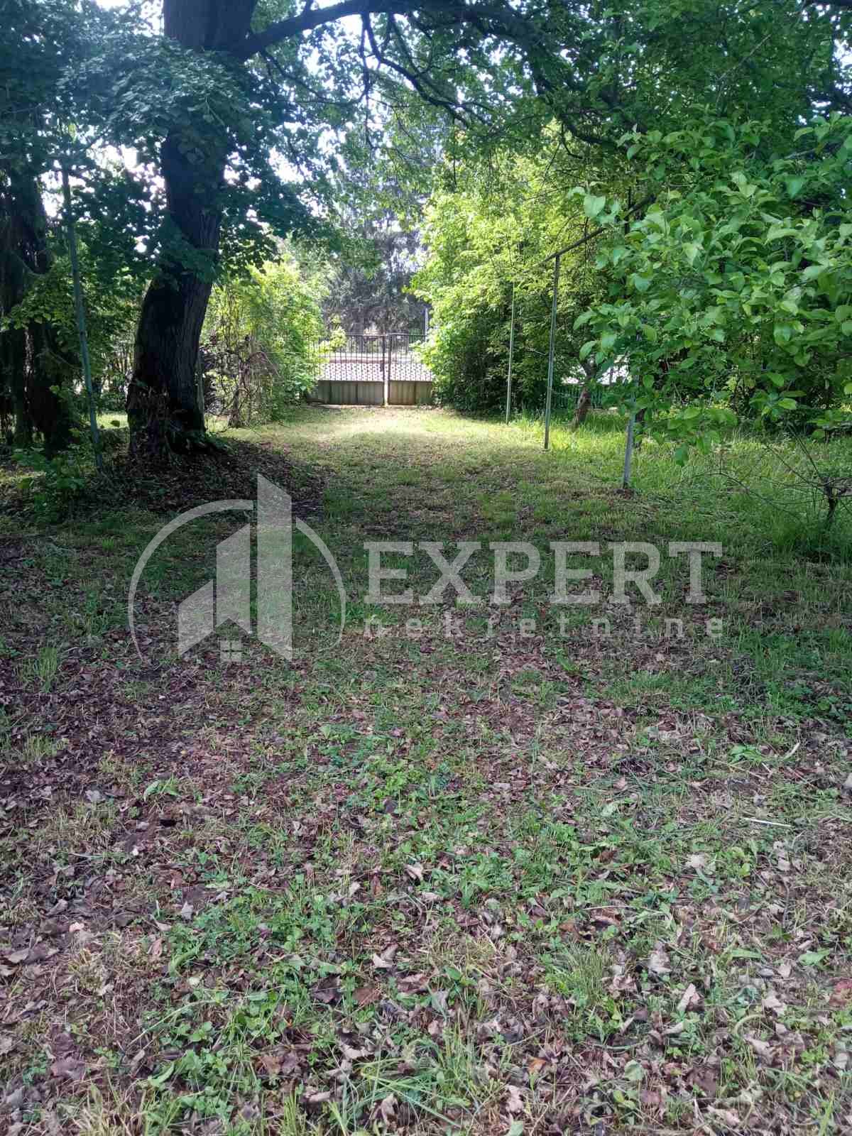 Plac, Niška Banja, Bulevar svetog cara ID: i-011388 12