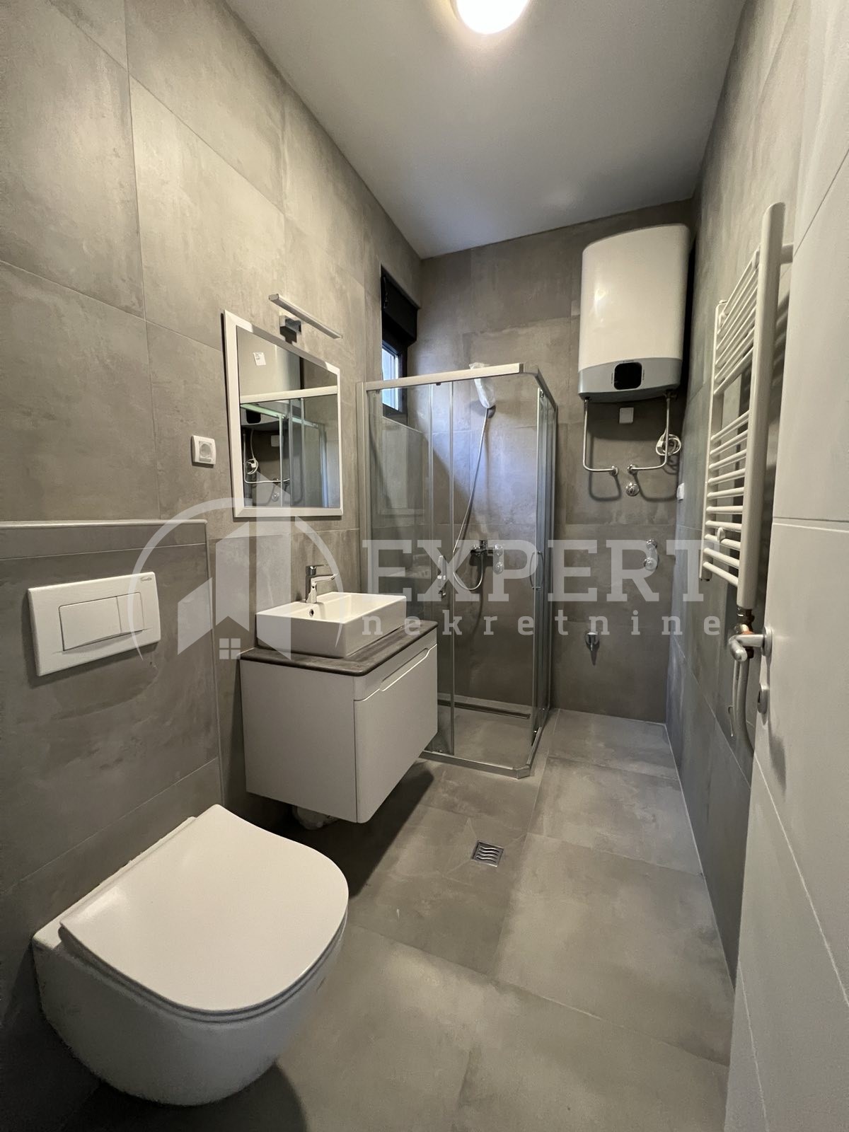 Trosoban stan, 70 m2, Centar, Milentijeva ID: i-011399 6