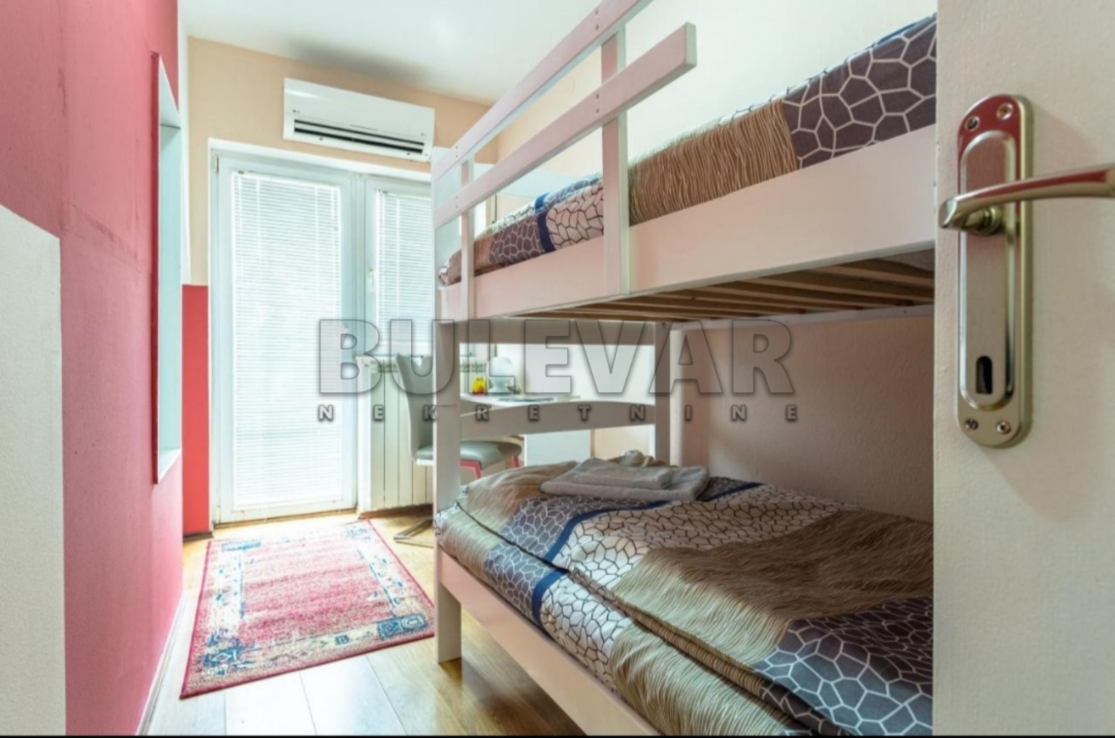 Trosoban stan, 80 m2, Šojka, Stevana Nemanje ID: i-05133 7