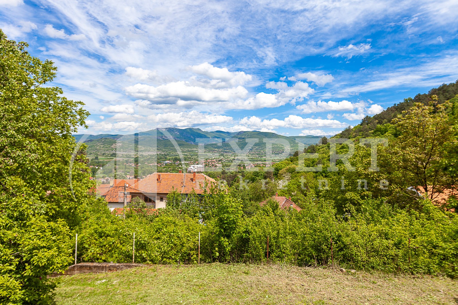 Trosobna kuća, 129 m2, Niška Banja, Sinđelićev trg ID: p-011394 20