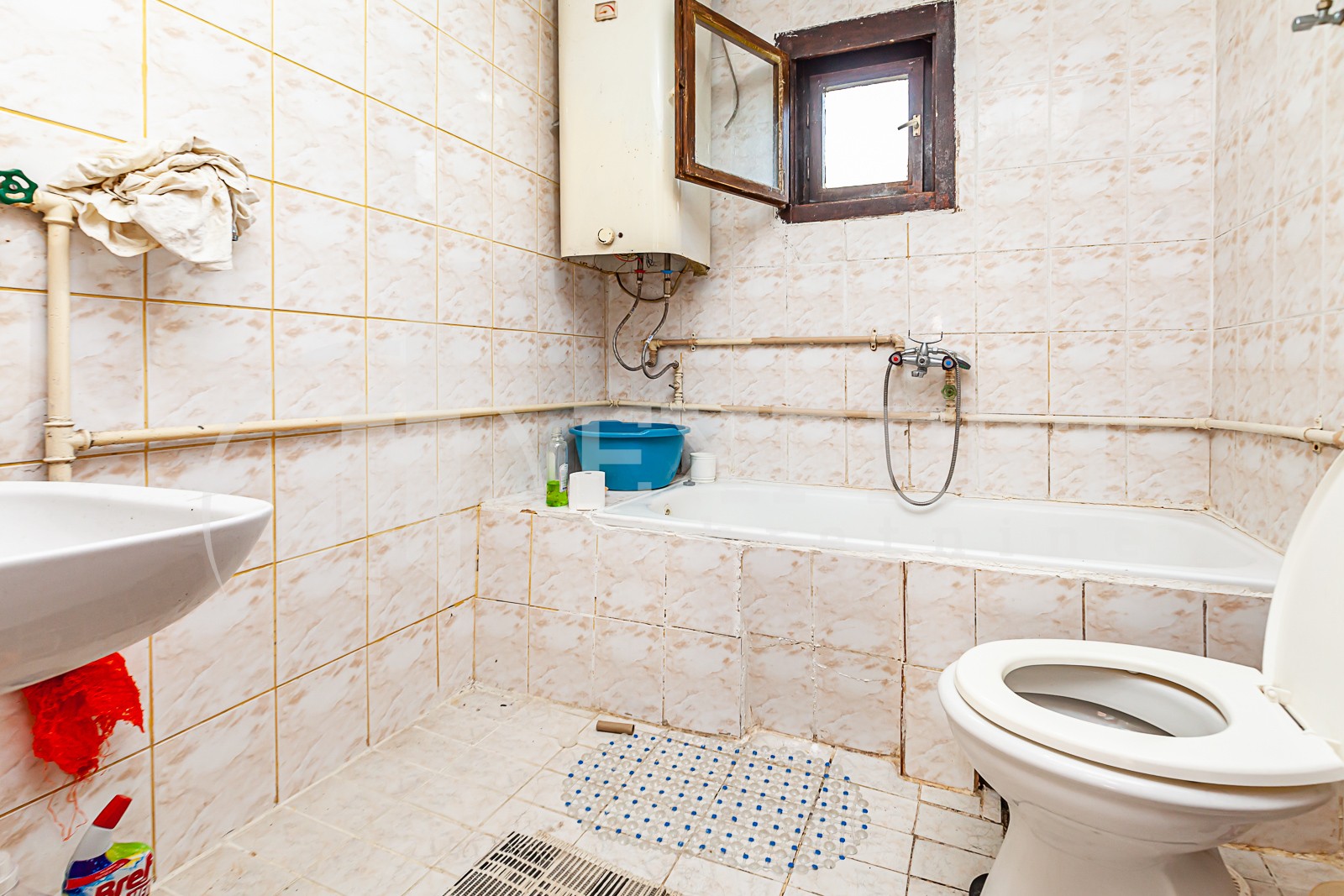 Trosobna kuća, 129 m2, Niška Banja, Sinđelićev trg ID: p-011394 12