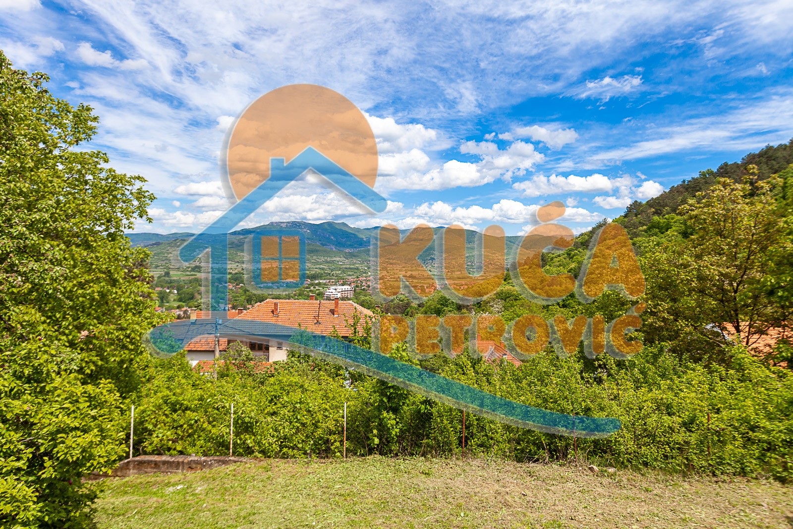 Trosobna kuća, 129 m2, Niška Banja, Sinđelićev trg ID: p-011394 20