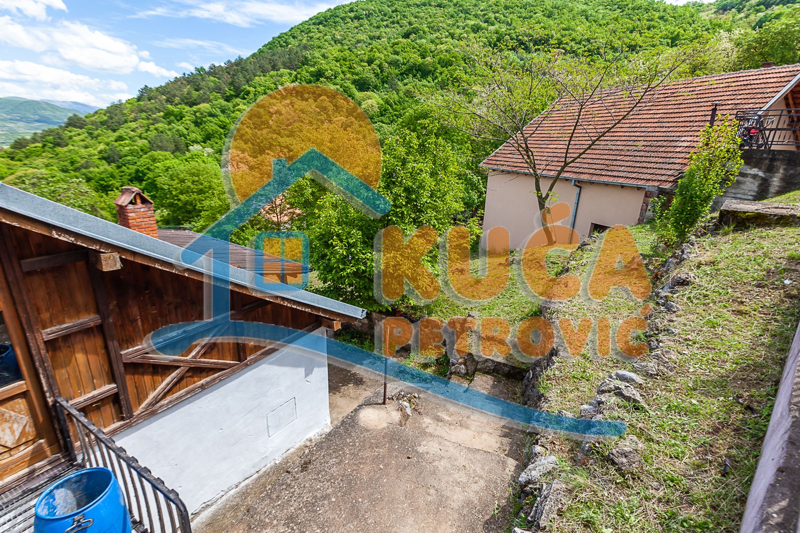 Trosobna kuća, 129 m2, Niška Banja, Sinđelićev trg ID: p-011394 6