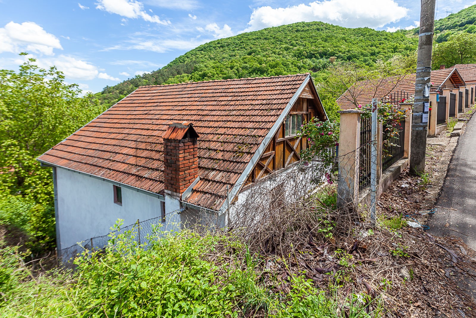 Trosobna kuća, 129 m2, Niška Banja, Sinđelićev trg ID: p-011394 4