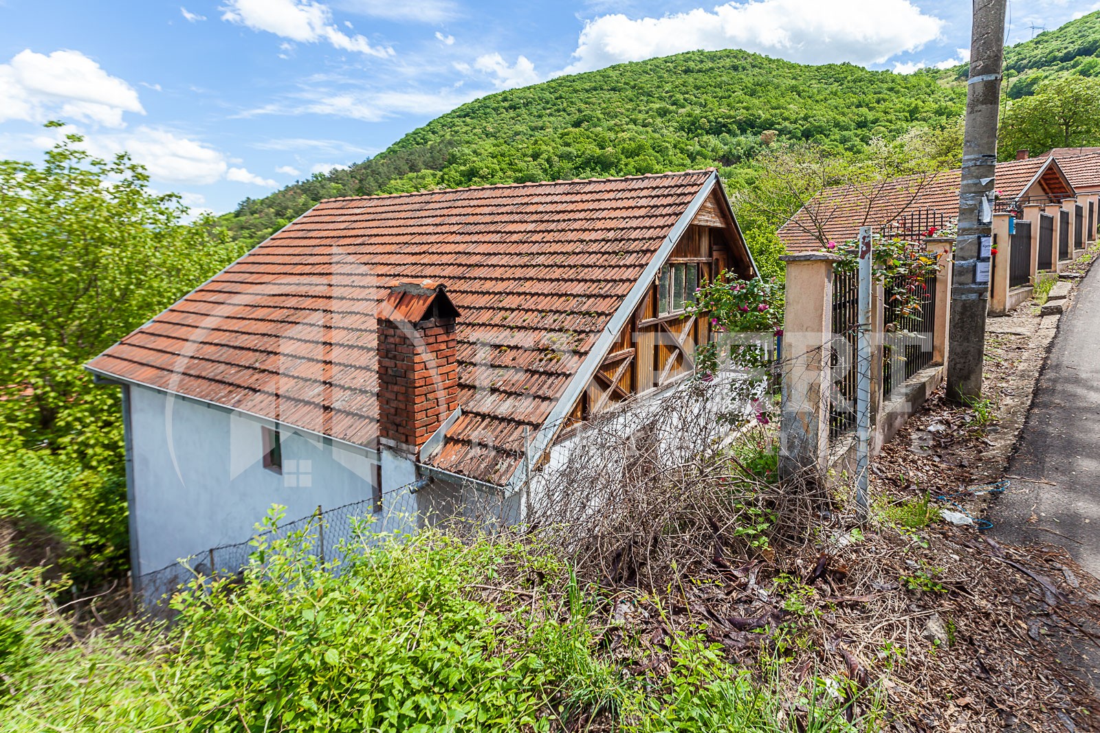 Trosobna kuća, 129 m2, Niška Banja, Sinđelićev trg ID: p-011394 4