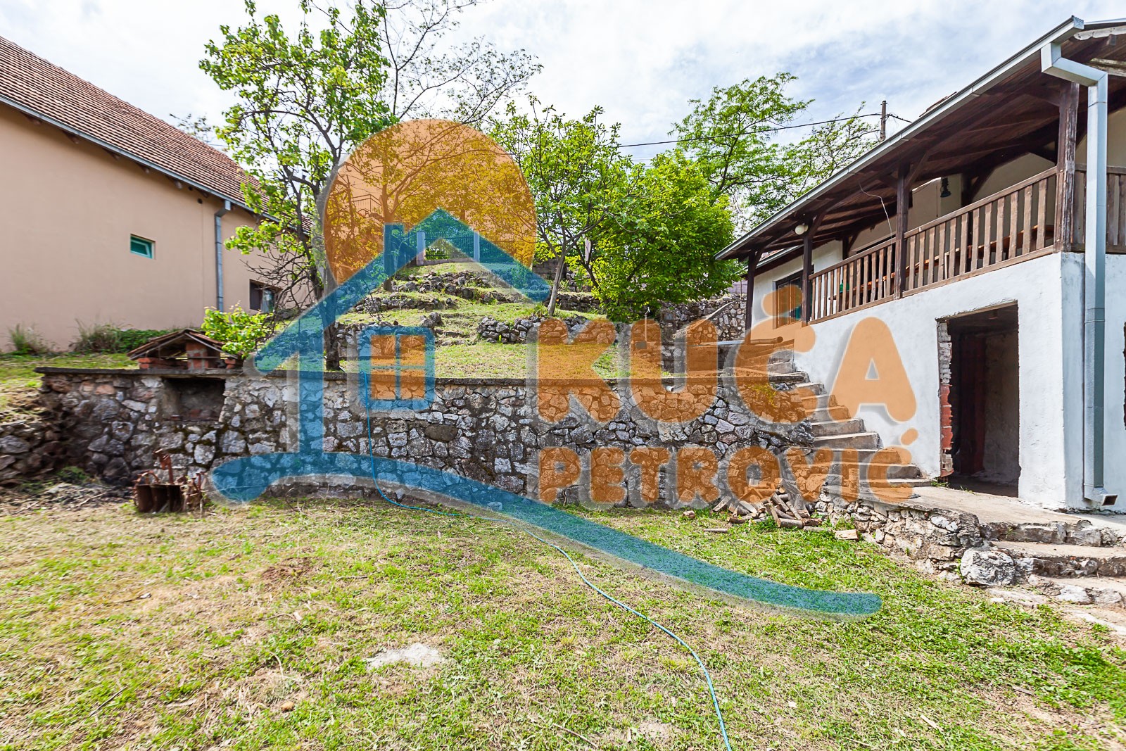 Trosobna kuća, 129 m2, Niška Banja, Sinđelićev trg ID: p-011394 2