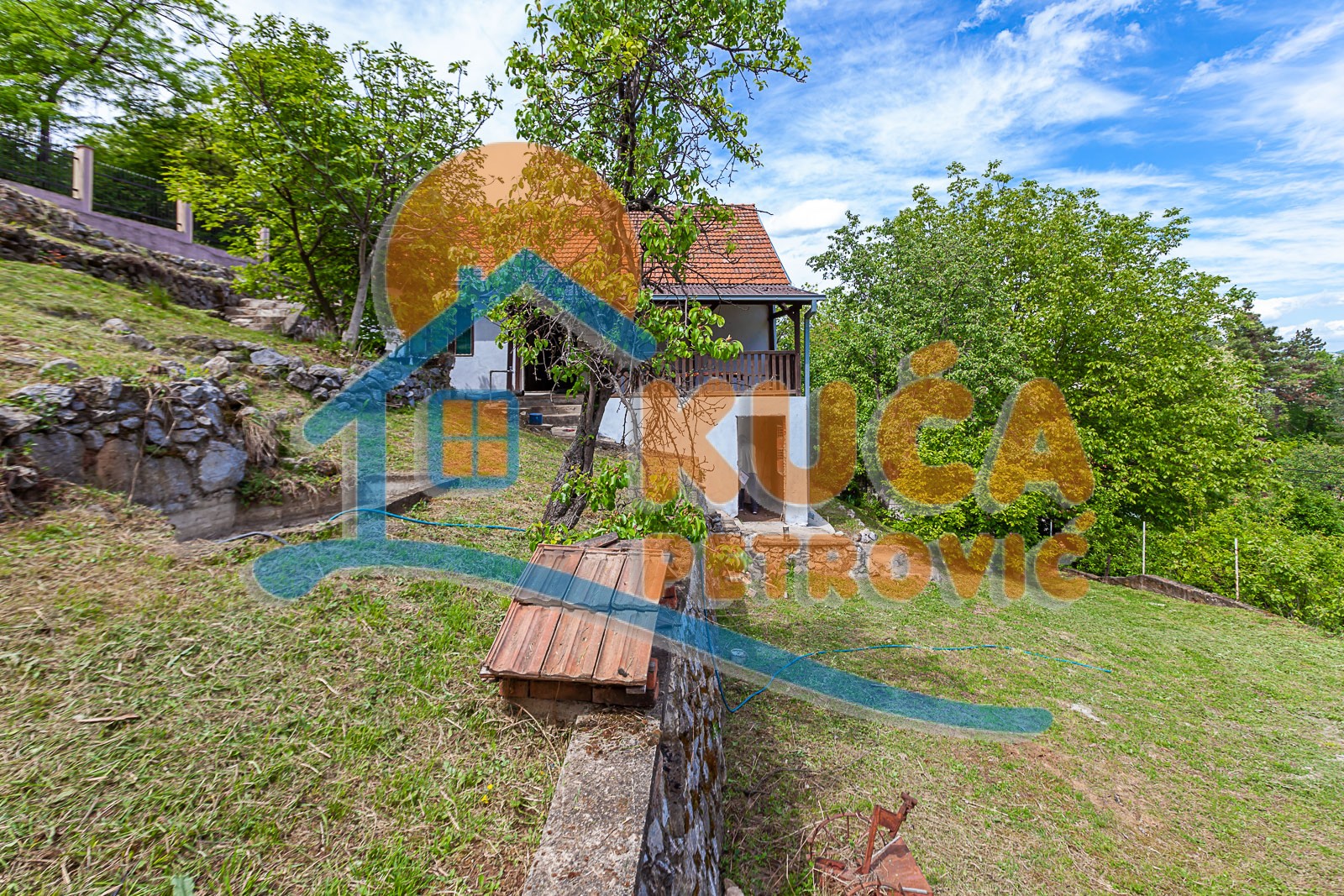 Trosobna kuća, 129 m2, Niška Banja, Sinđelićev trg ID: p-011394 3