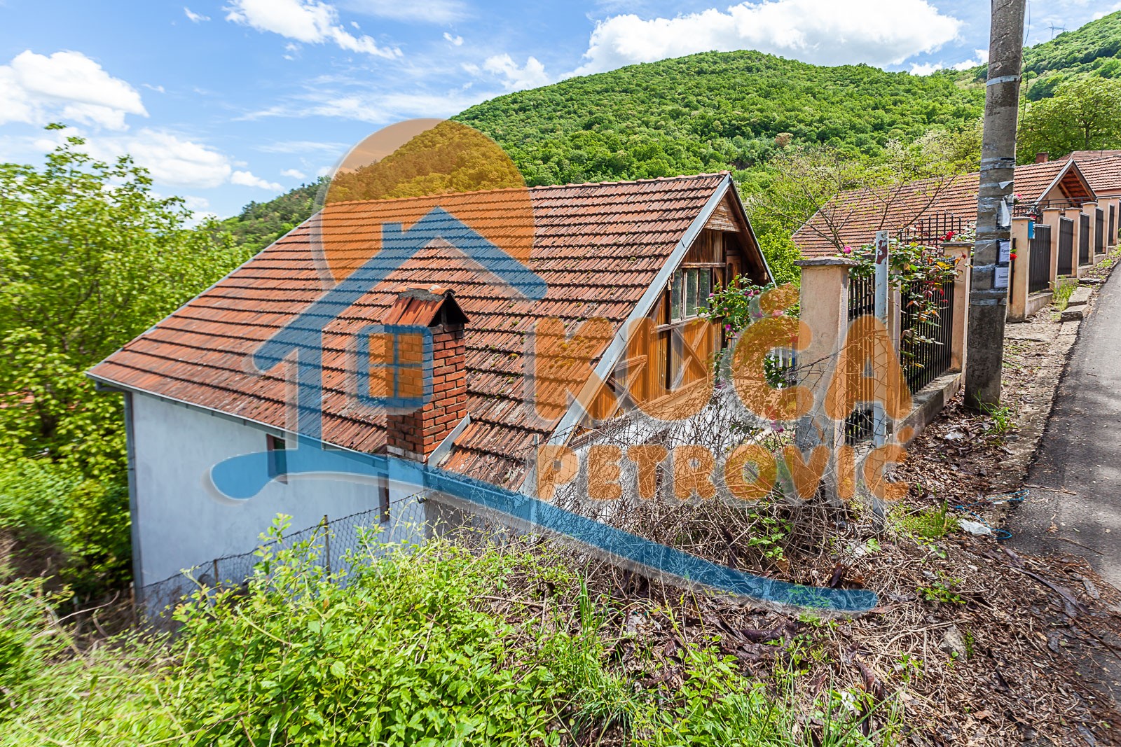 Trosobna kuća, 129 m2, Niška Banja, Sinđelićev trg ID: p-011394 4