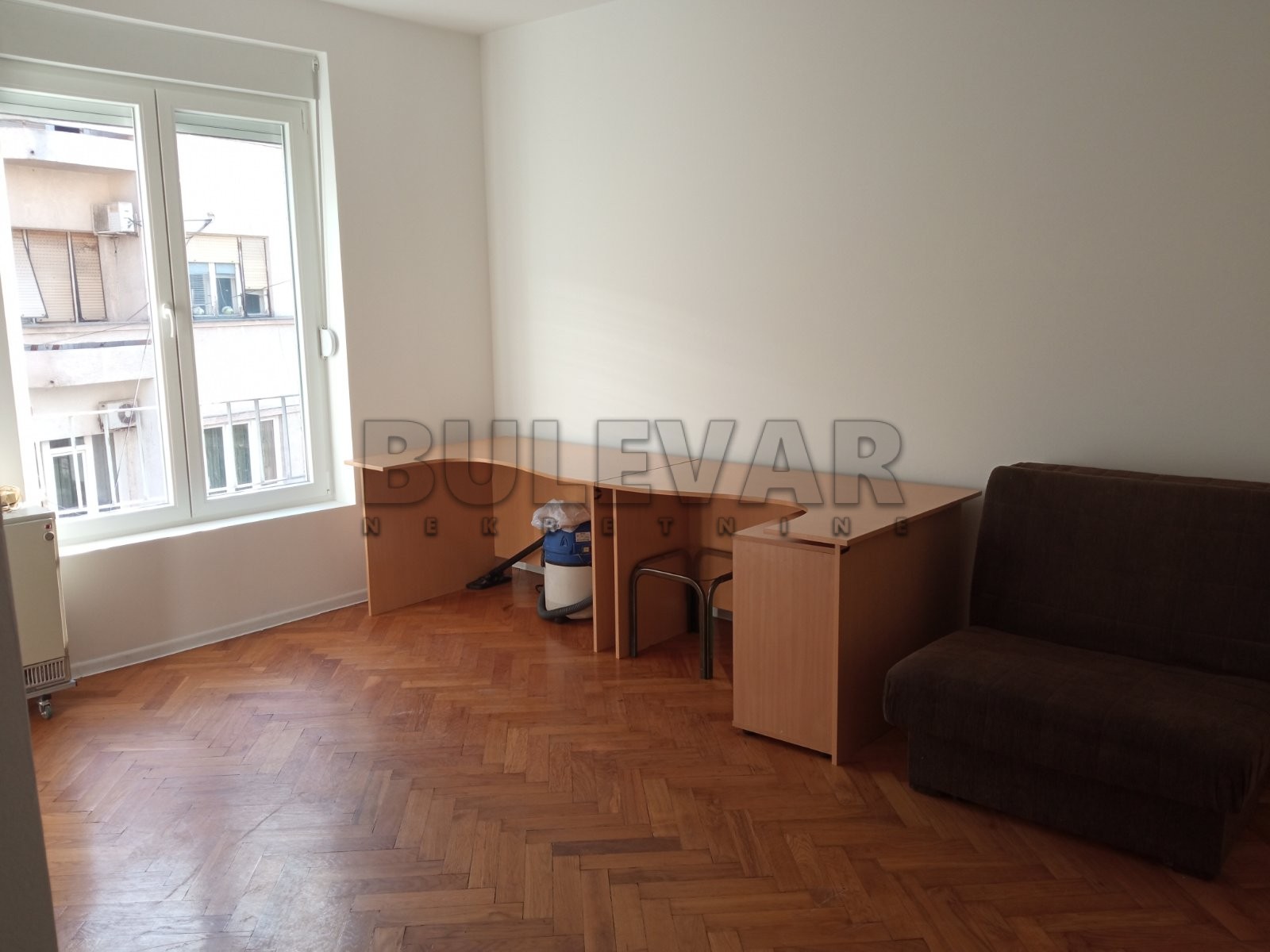 Lokal, 44 m2, Centar, Obrenovićeva ID: i-08138 1