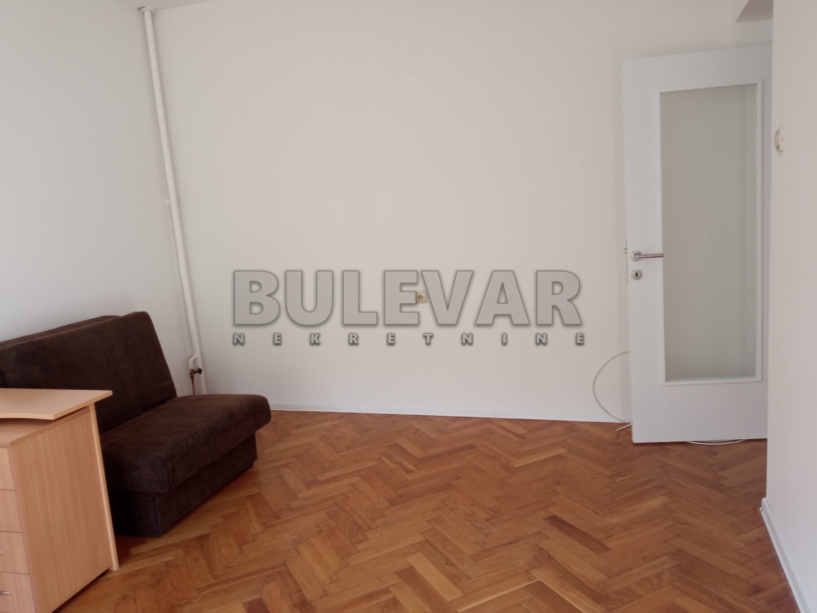 Lokal, 44 m2, Centar, Obrenovićeva ID: i-08138 3