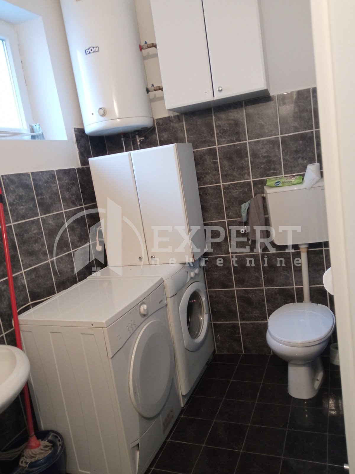 Lokal, 44 m2, Centar, Obrenovićeva ID: i-08138 9