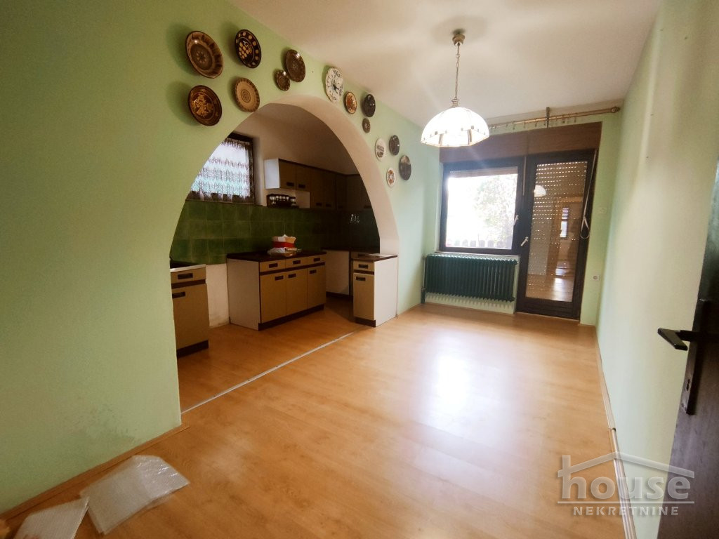 Kuca,BAČKA TOPOLA,CENTAR252m2,95000€ , ID: 3046210 18