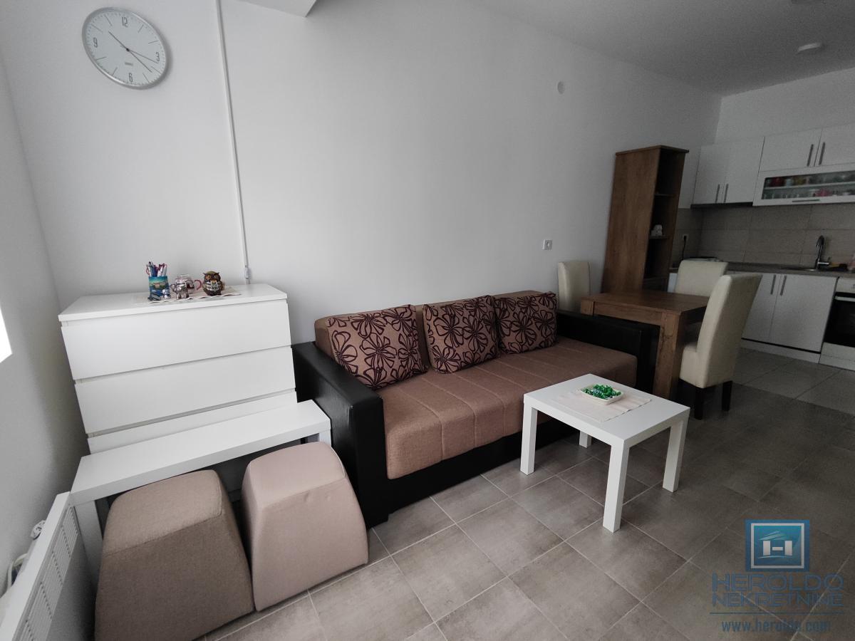 Odlična investicija pored Aqua Parka – odmah useljiv stan! 15