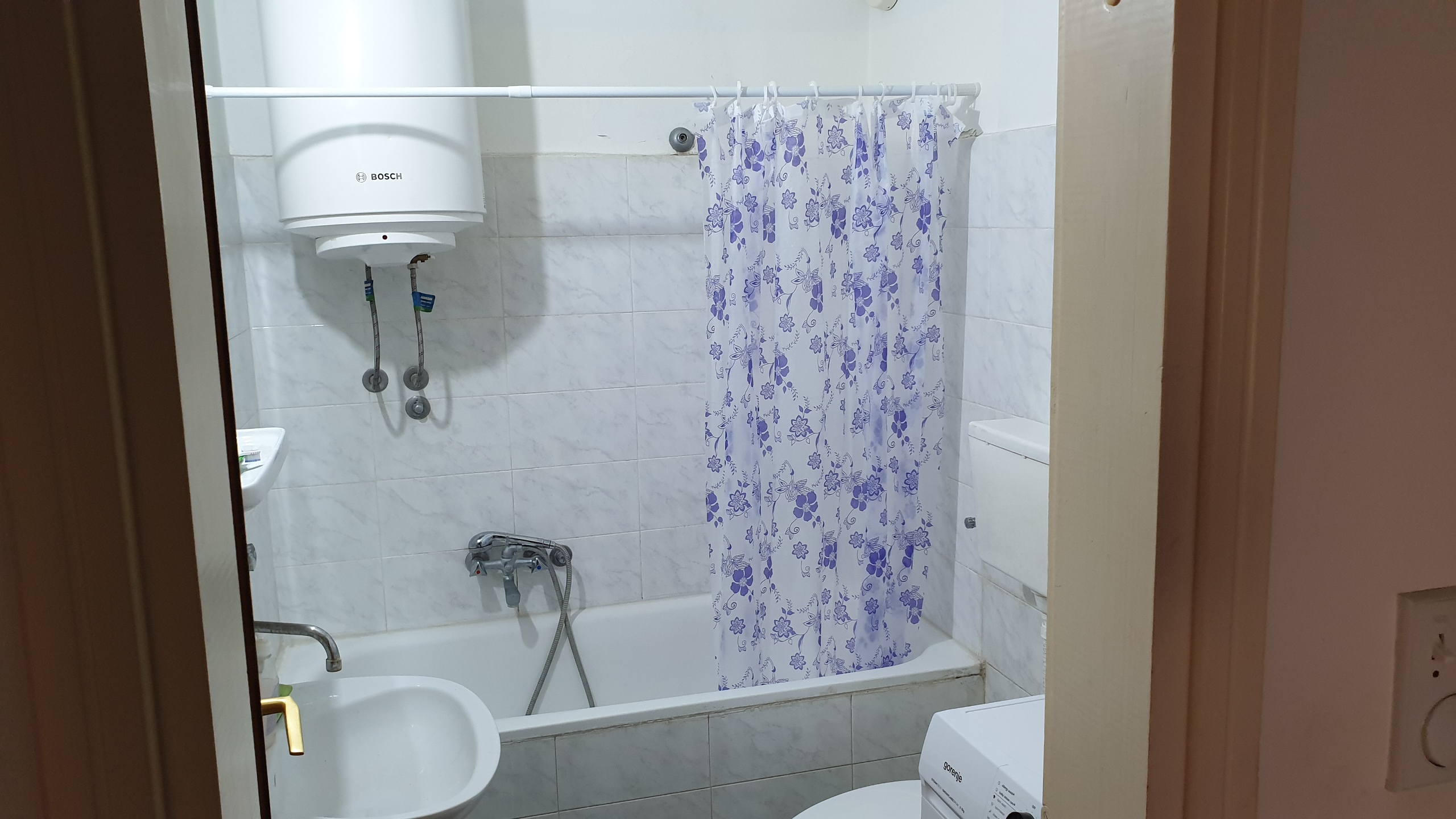 Izdavanje  dvosobni  Sombor  selenča 2