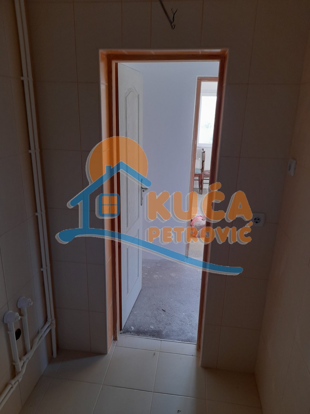 četvorosobna kuća, 204 m2, Donja Vrežina, Kninska ID: p-011456 4