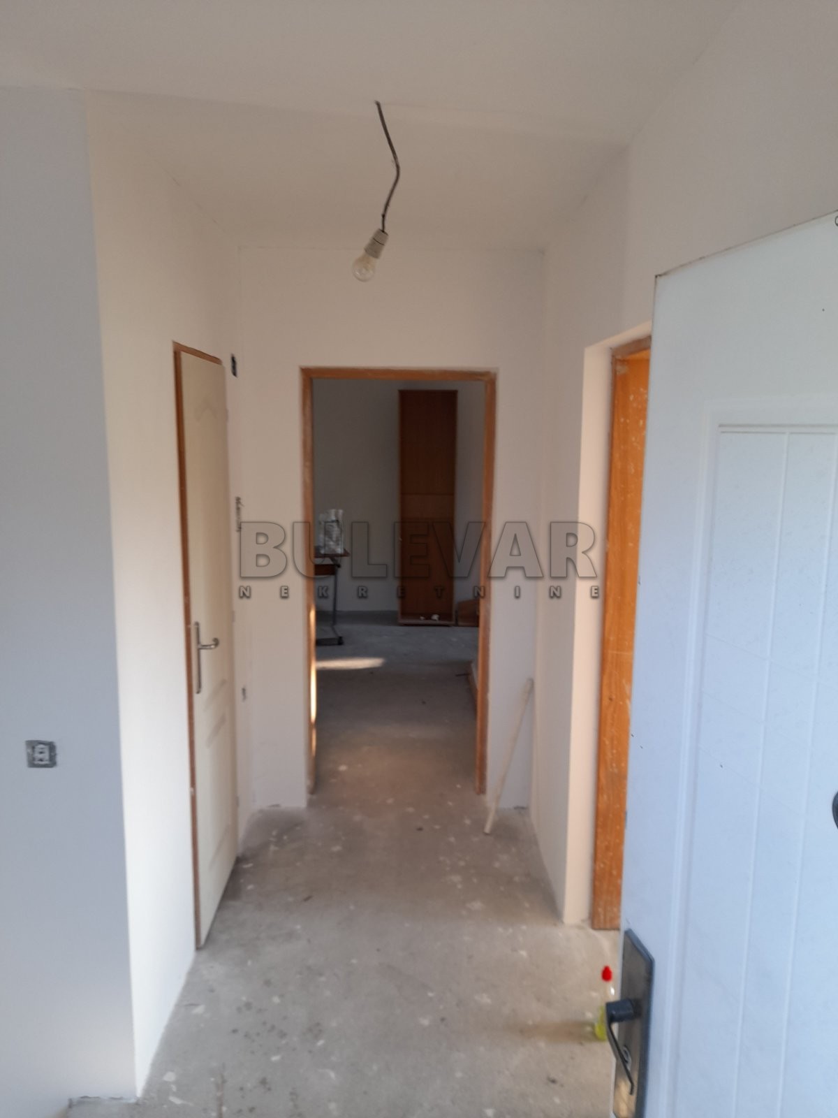 četvorosobna kuća, 204 m2, Donja Vrežina, Kninska ID: p-011456 27