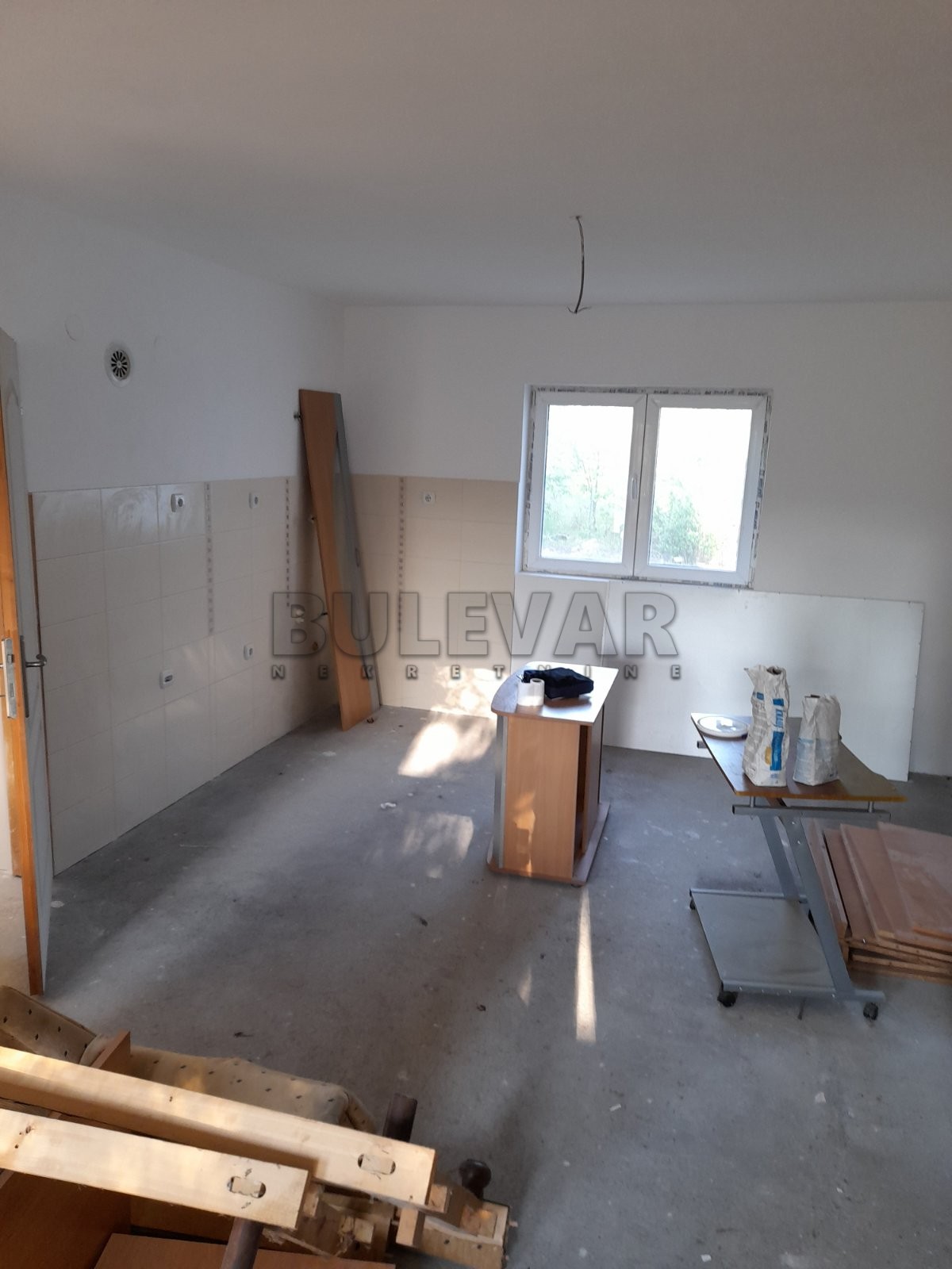 četvorosobna kuća, 204 m2, Donja Vrežina, Kninska ID: p-011456 28