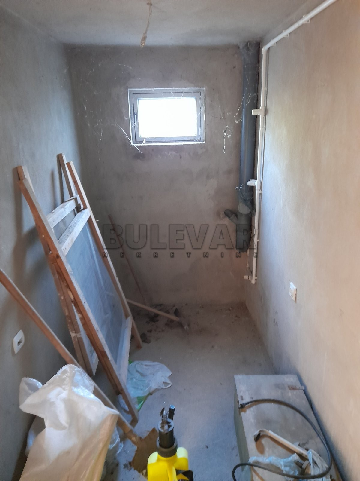 četvorosobna kuća, 204 m2, Donja Vrežina, Kninska ID: p-011456 23