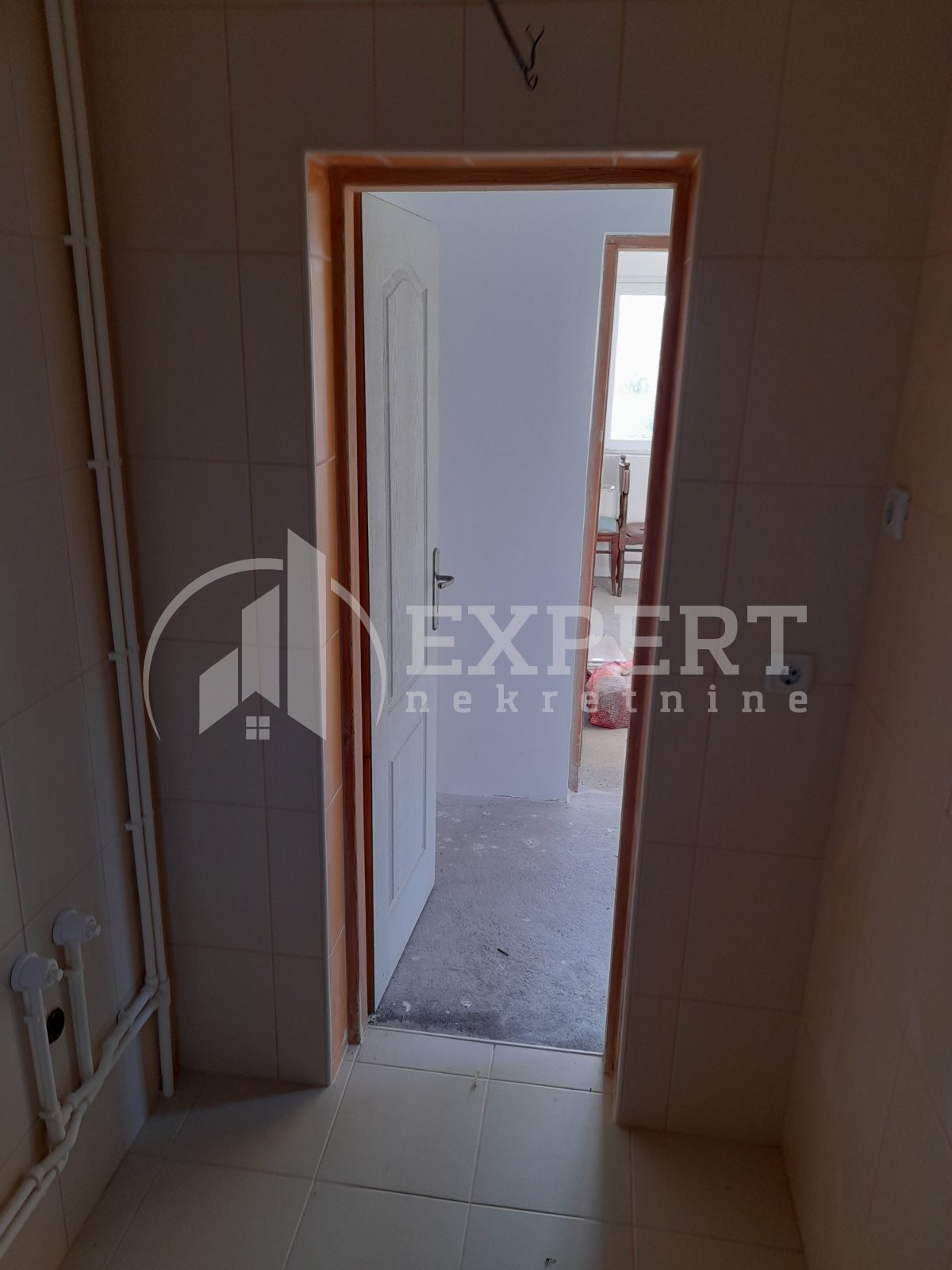 četvorosobna kuća, 204 m2, Donja Vrežina, Kninska ID: p-011456 4