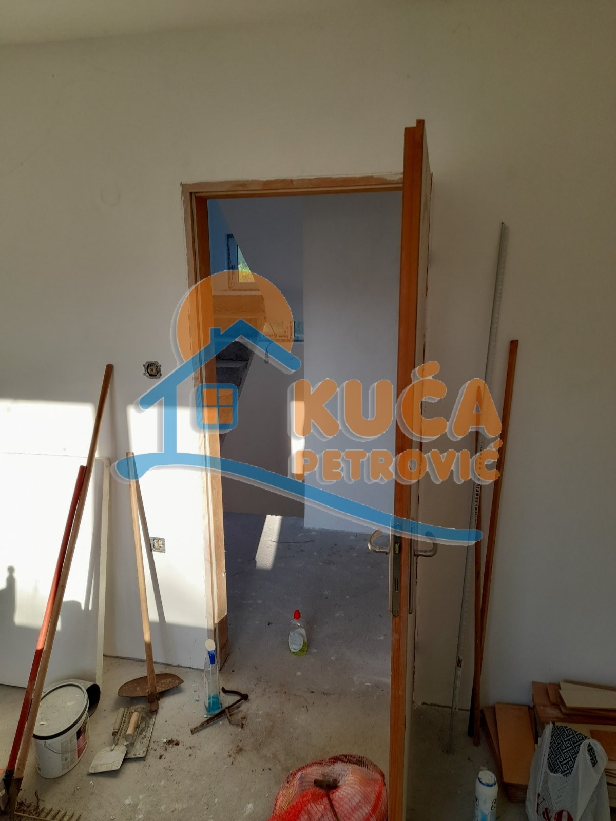 četvorosobna kuća, 204 m2, Donja Vrežina, Kninska ID: p-011456 24