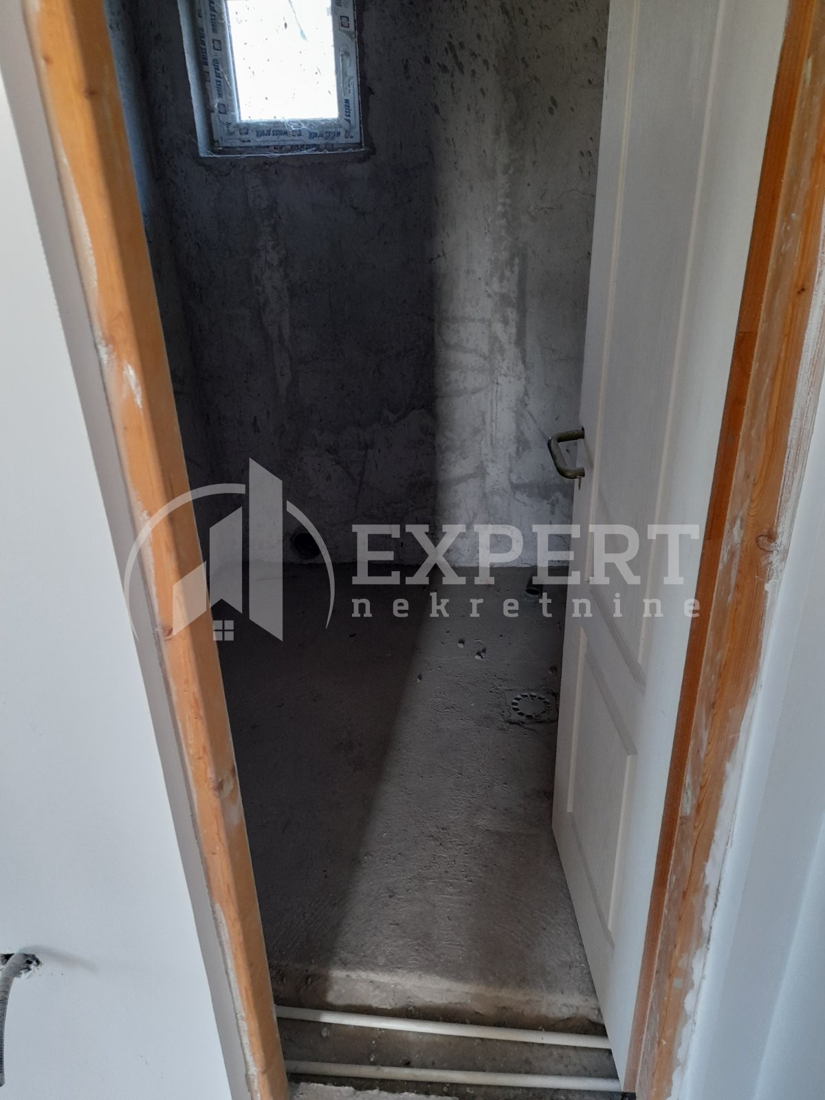 četvorosobna kuća, 204 m2, Donja Vrežina, Kninska ID: p-011456 22