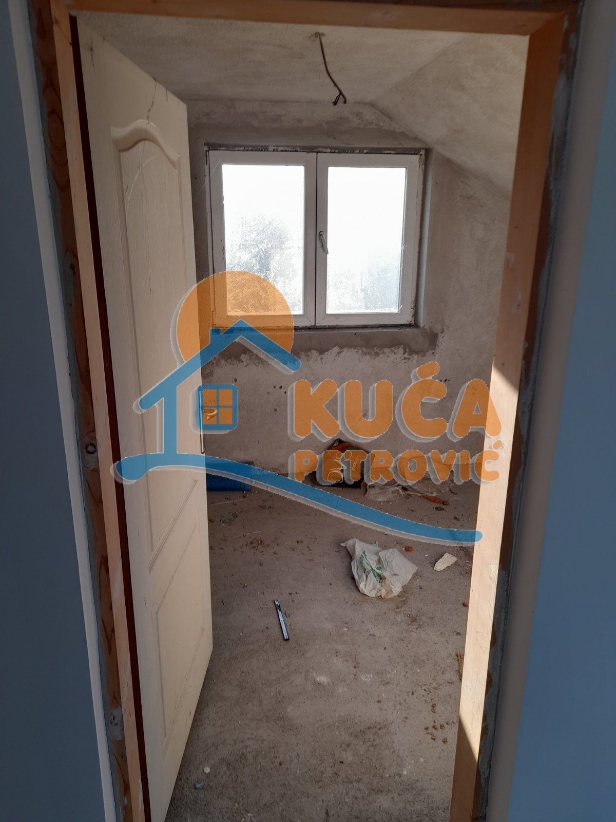 četvorosobna kuća, 204 m2, Donja Vrežina, Kninska ID: p-011456 21