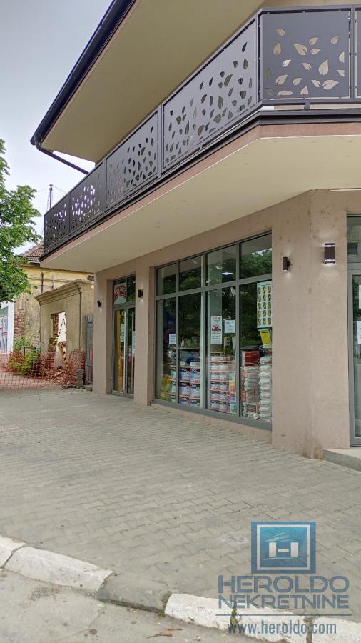 Posebna ponuda poslovni prostor u centru Rekovca 25