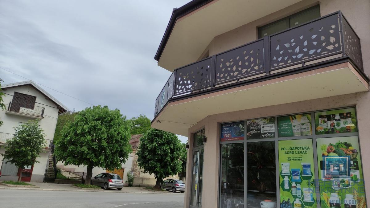 Posebna ponuda poslovni prostor u centru Rekovca 21