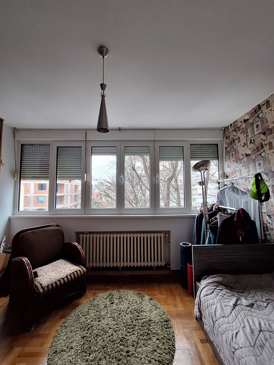 Prodajemo renoviran trosoban stan kod TC Zira 84m2 4