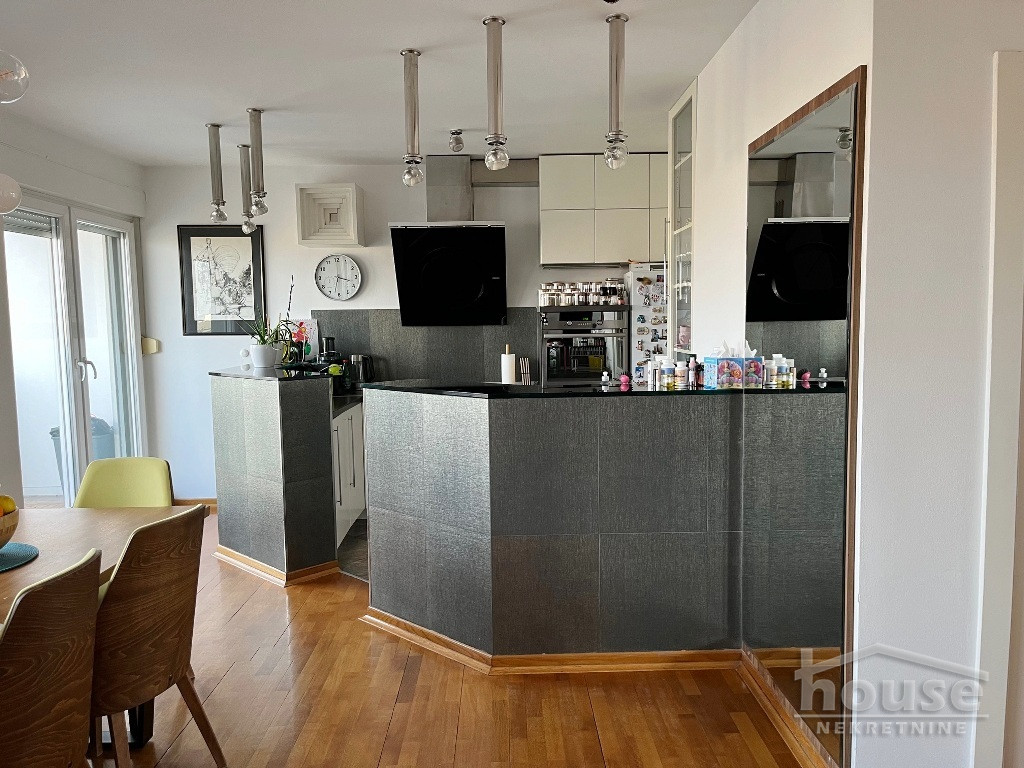 Stan,NOVI SAD,CENTAR 112m2,370800€ , ID: 1061549 5