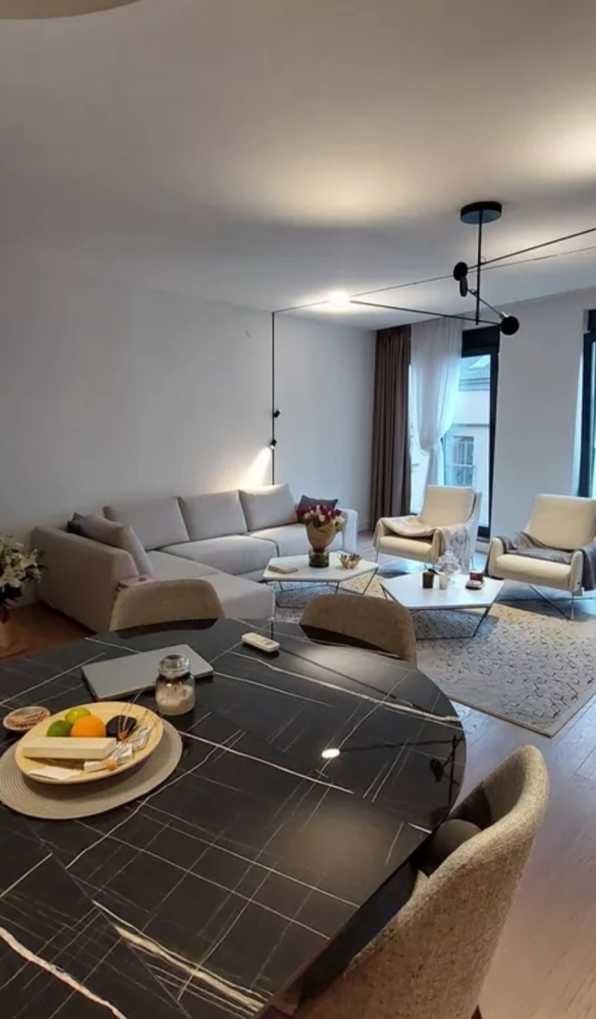 Cetvorosoban lux stan  2 garazna mesta  cena sa svim troskovima 2