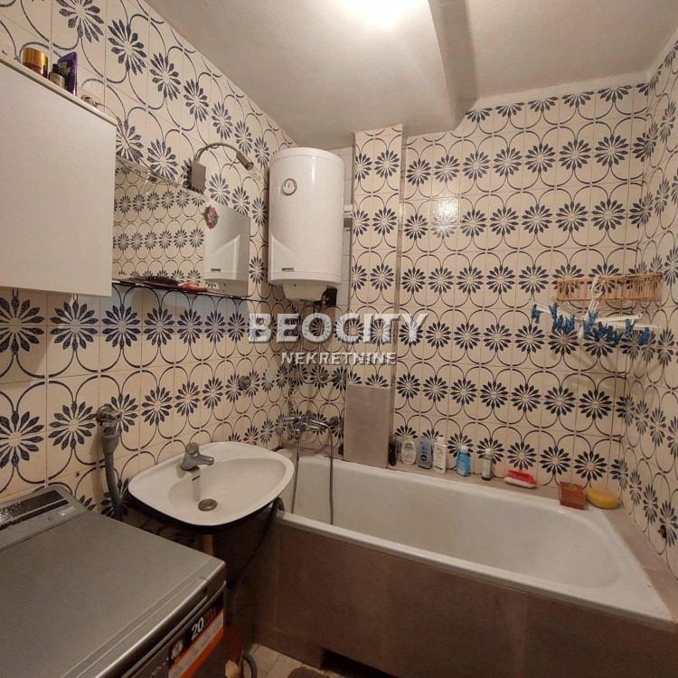 Trosoban stan, 79 m2, Miljakovac, Borska ID: 105943 3