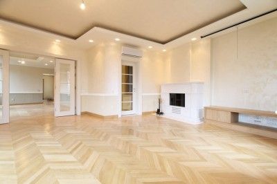 Četvorosoban stan za izdavanje  Njegoseva  2 500   168m² 2