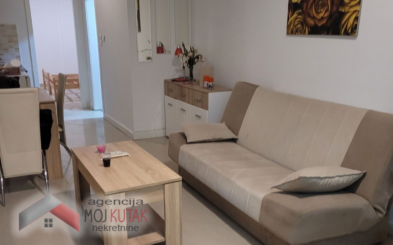 Dva Apartmana  Atraktivna Lokacija 5