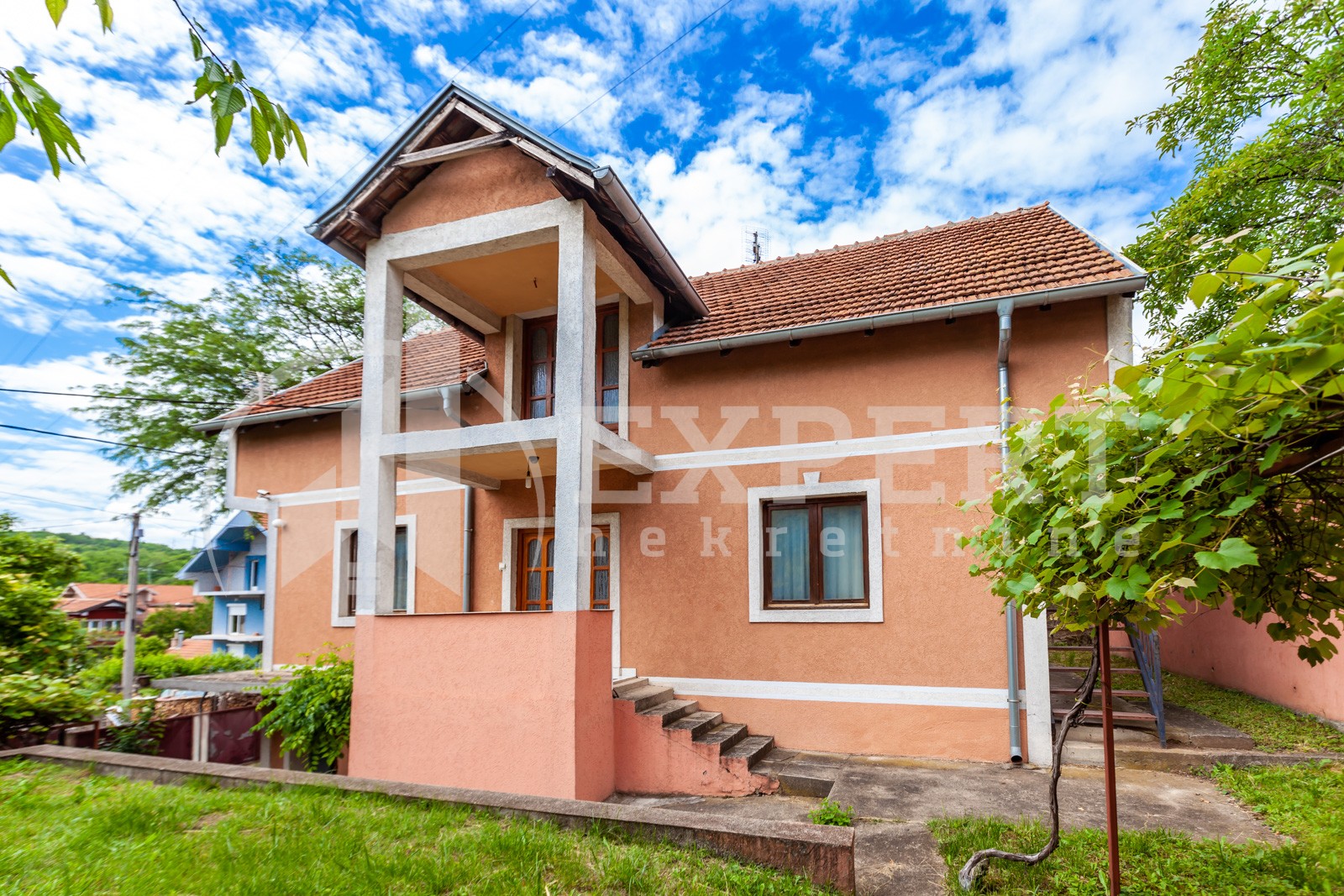 četvorosobna kuća, 214 m2, Trošarina, Gabrovački put ID: p-011567 1