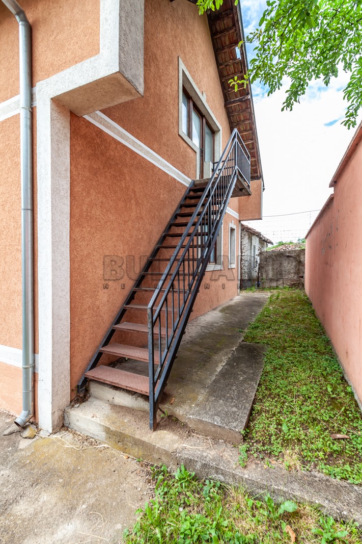 četvorosobna kuća, 214 m2, Trošarina, Gabrovački put ID: p-011567 2