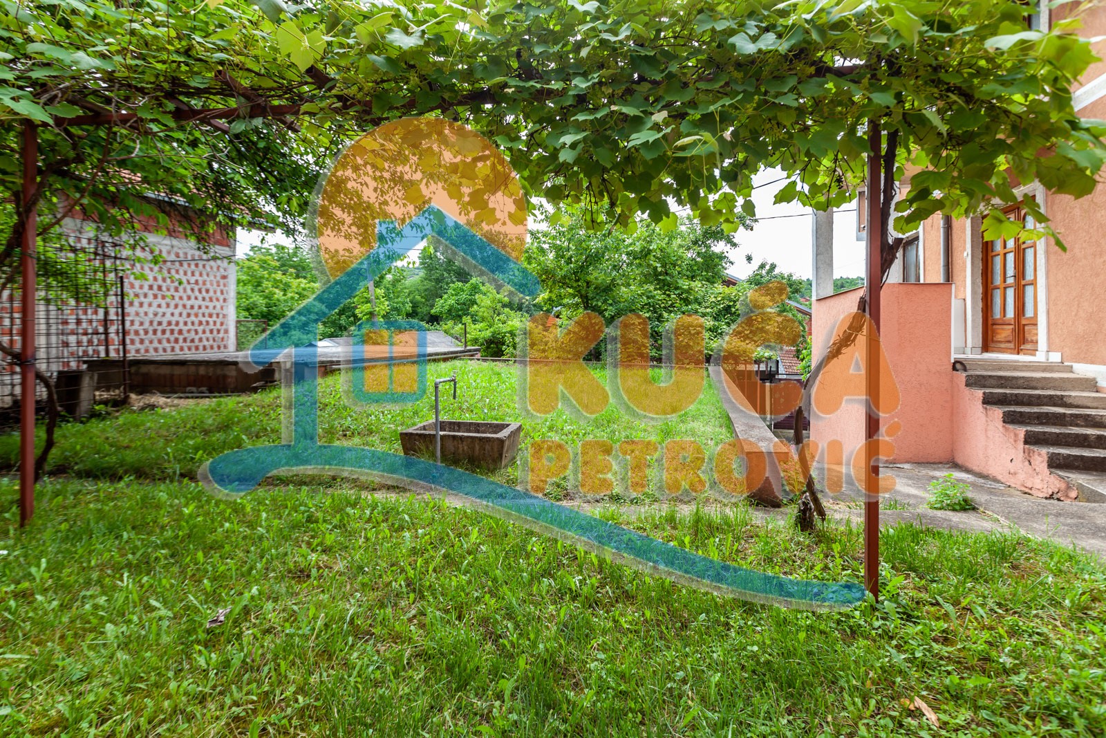 četvorosobna kuća, 214 m2, Trošarina, Gabrovački put ID: p-011567 11