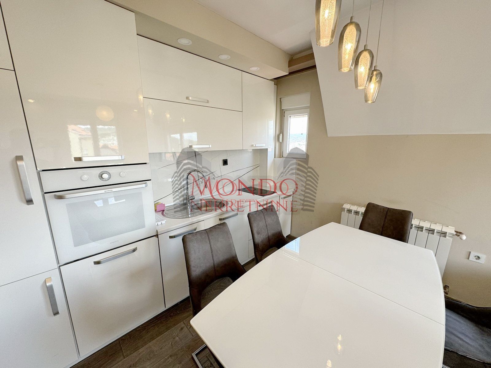 Na prodaju dvoiposoban stan na Paliluli, Mokranjceva, novogradnja 5