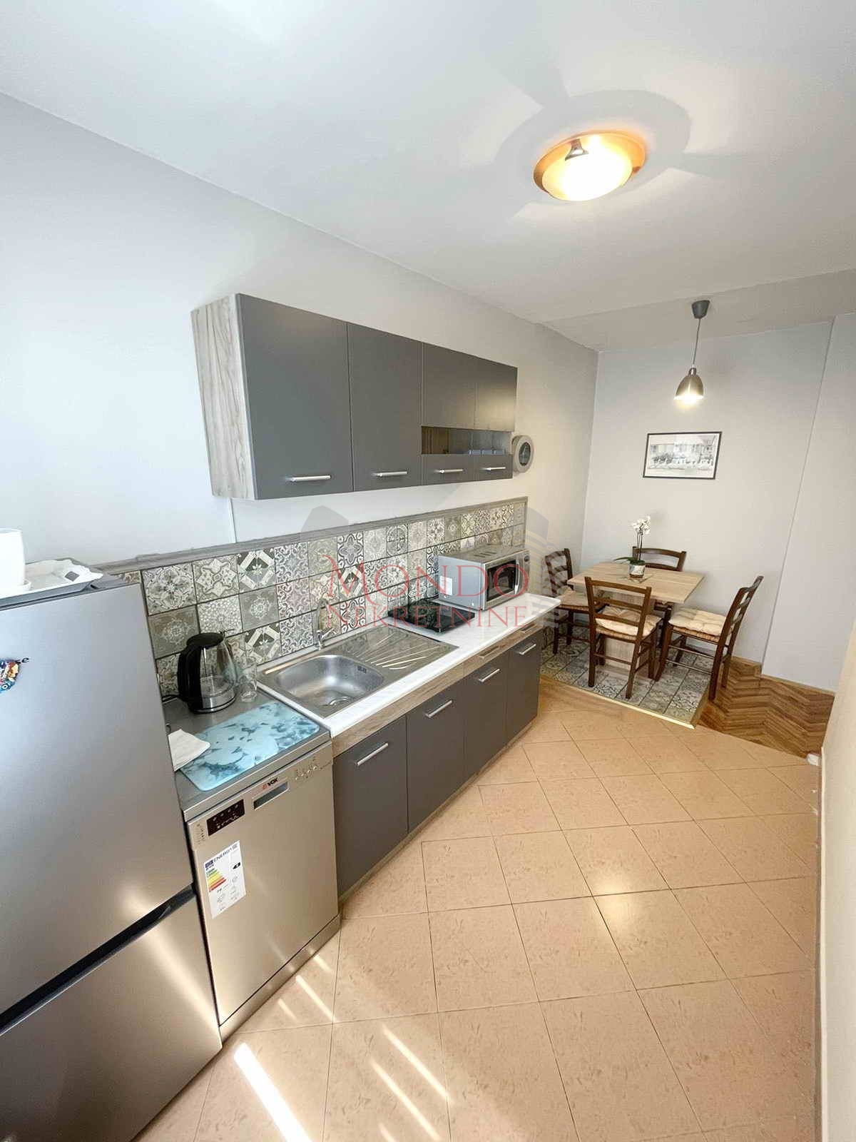 Dvosoban stan u samom centru, cg, Niš 9