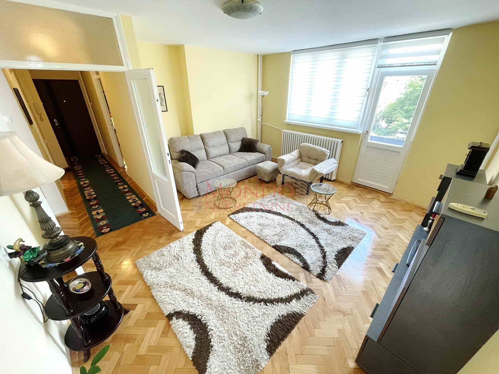 Dvosoban stan u samom centru, cg, Niš 3